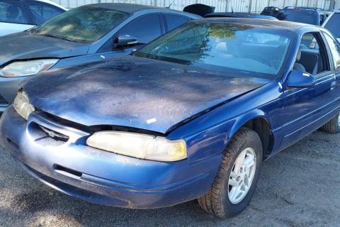 Photo of 1996 Ford Thunderbird