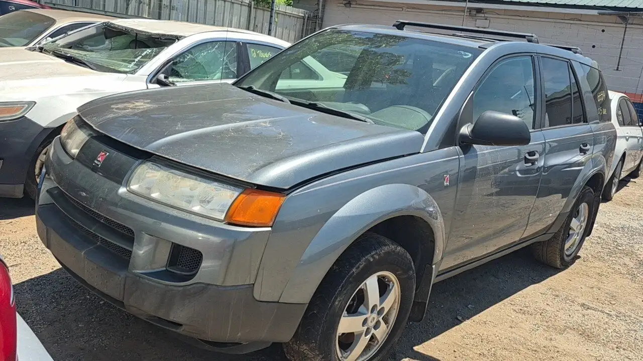 Photo of 2005 Saturn Vue