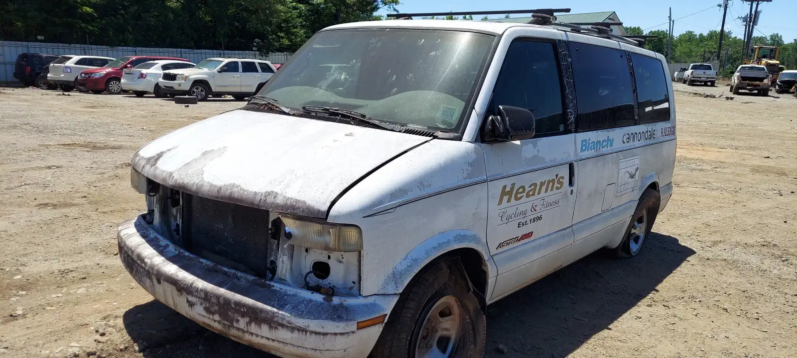 Photo of 1999 Chevrolet Astro