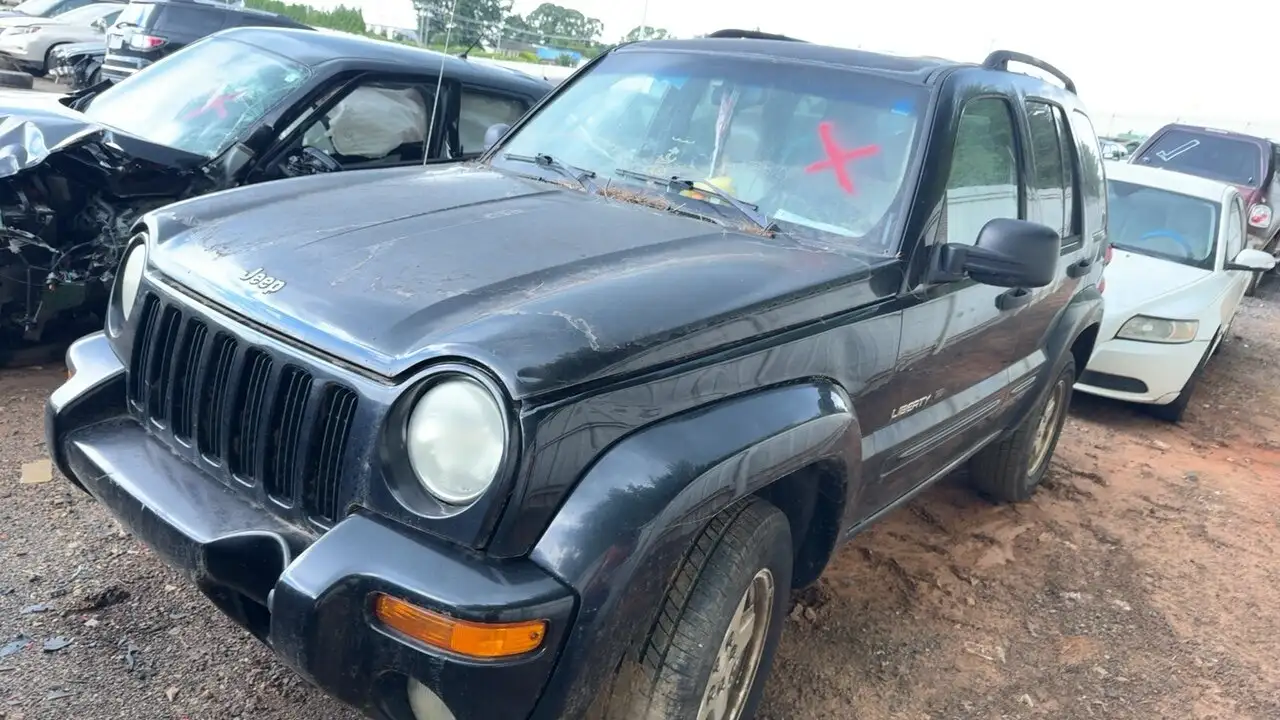 Photo of 2003 Jeep Liberty