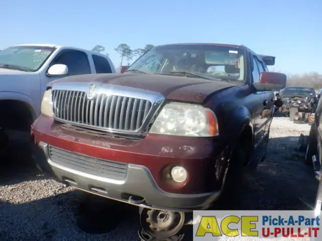 Photo of 2003 Lincoln Navigator