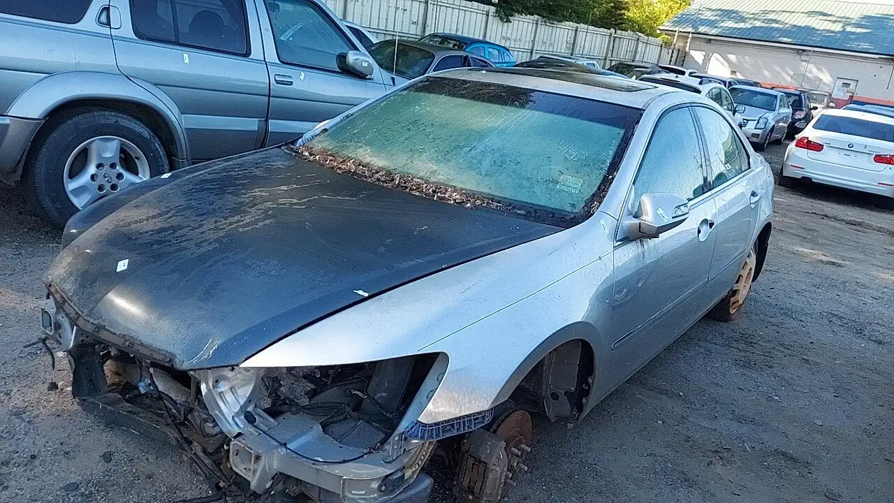 Photo of 2005 Acura Rl