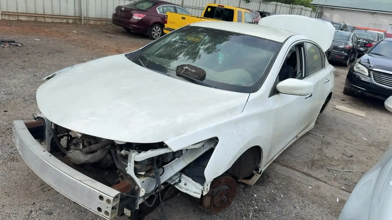 Photo of 2015 Nissan Altima