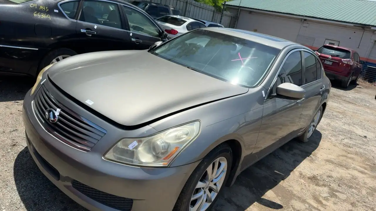 Photo of 2009 Infiniti G37