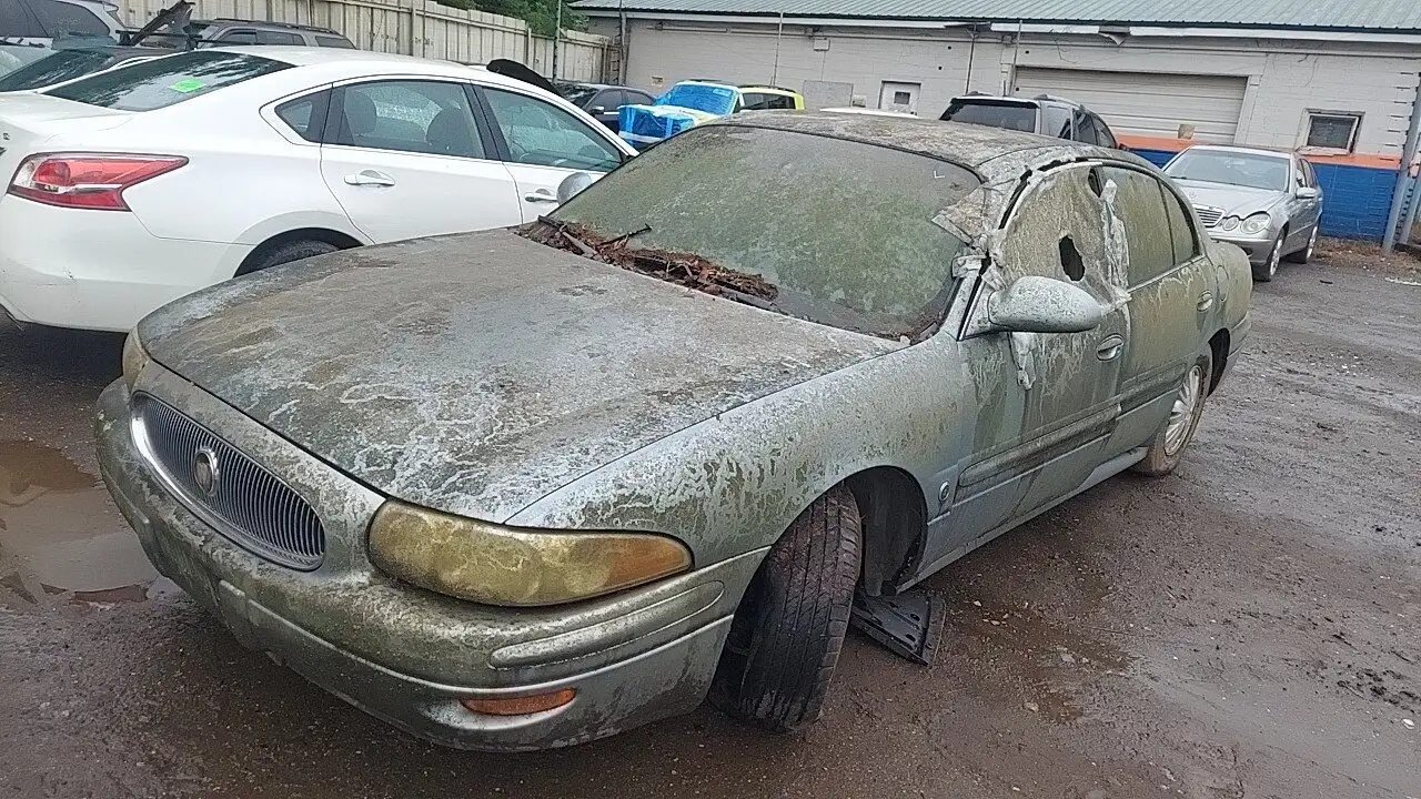 Photo of 2003 Buick Lesabre