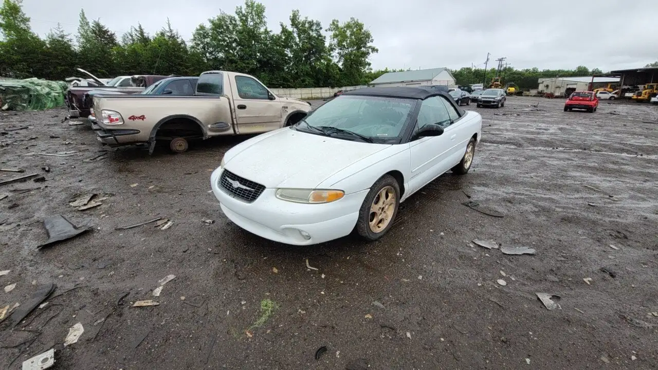 Photo of 2000 Chrysler Sebring