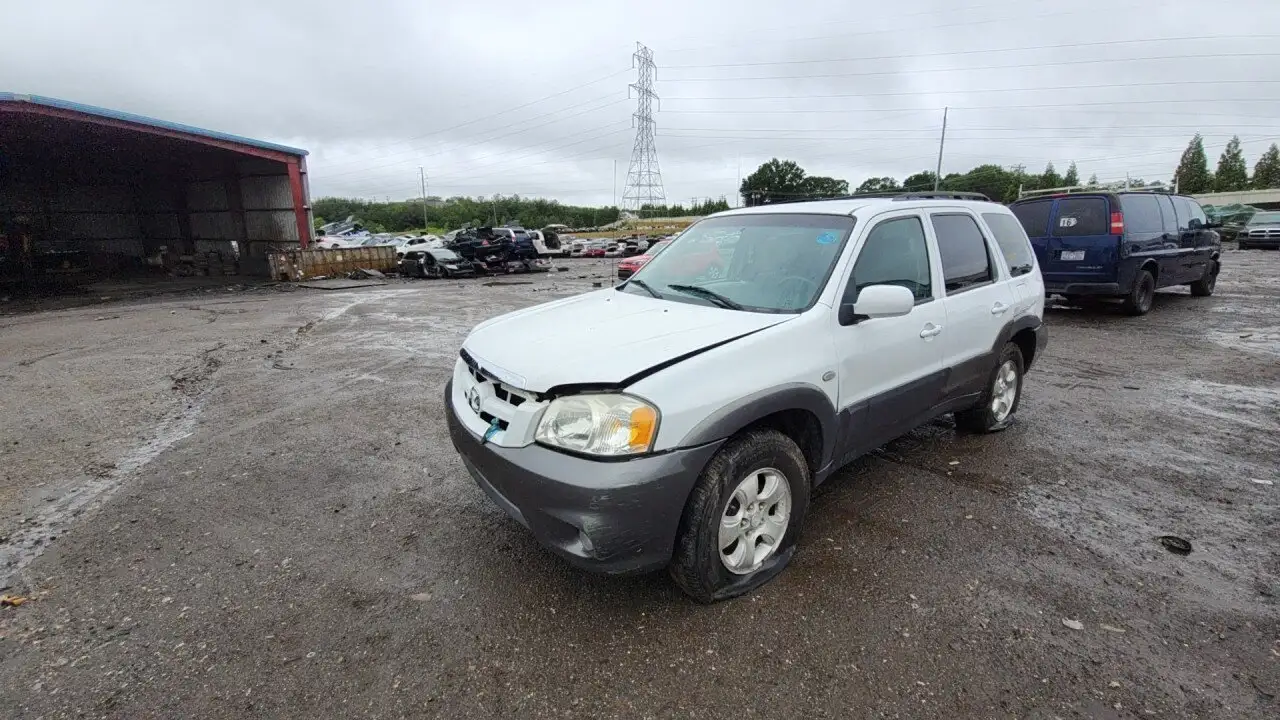 Photo of 2005 Mazda Tribute