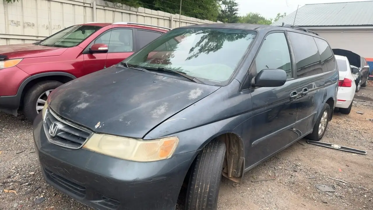 Photo of 2004 Honda Odyssey