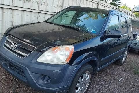 Photo of 2005 Honda Cr-V