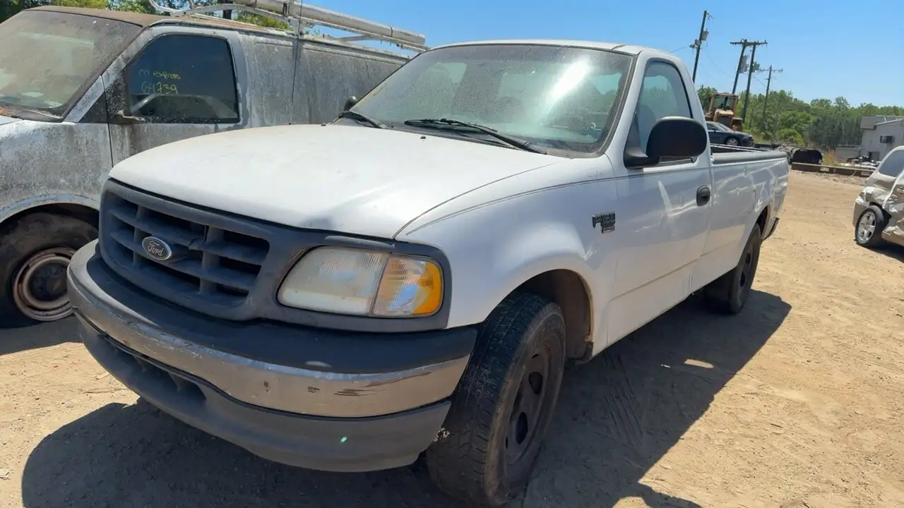 Photo of 2000 Ford F-150