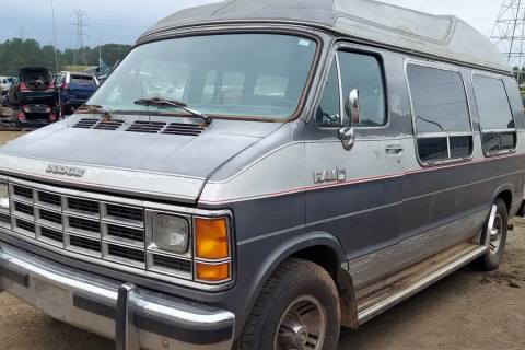 Photo of 1989 Dodge B250