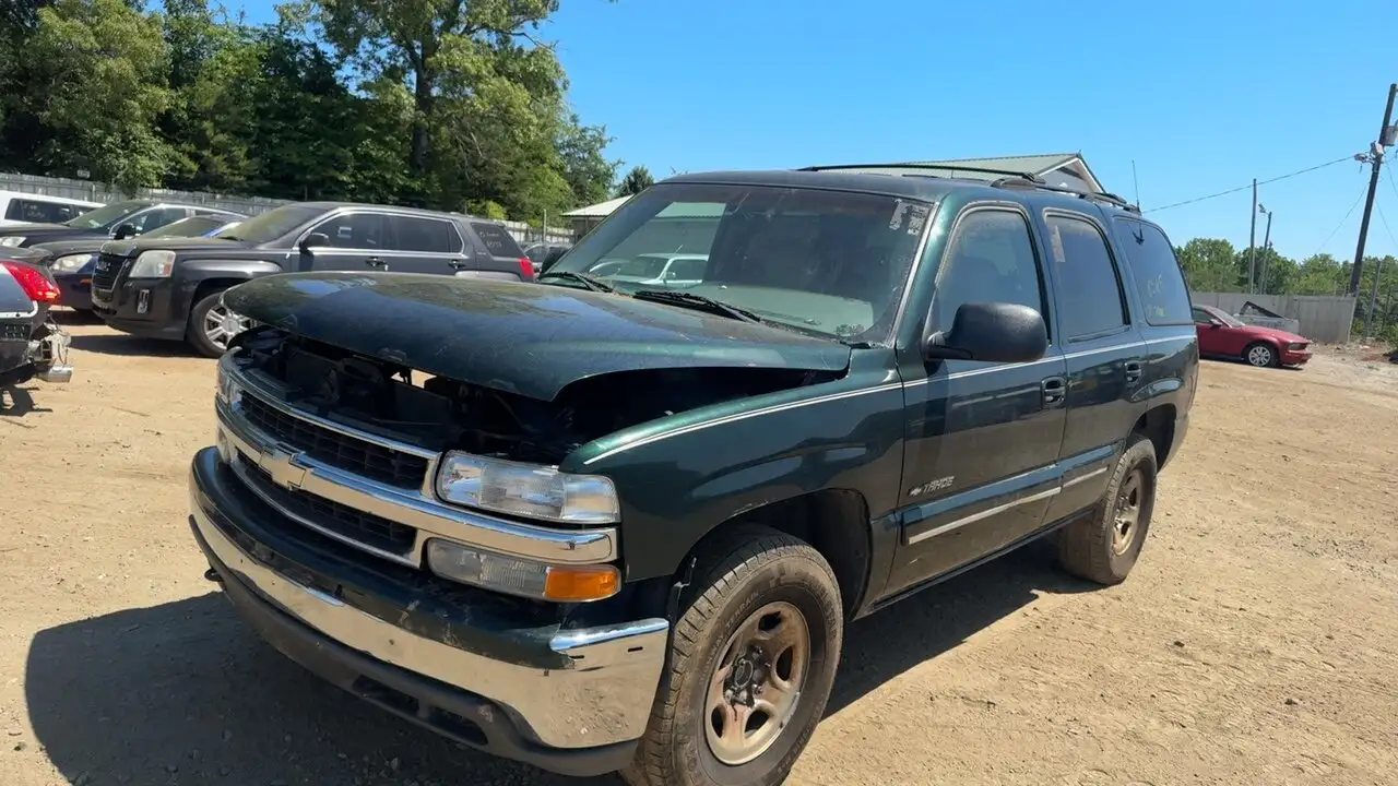 Photo of 2001 Chevrolet Tahoe