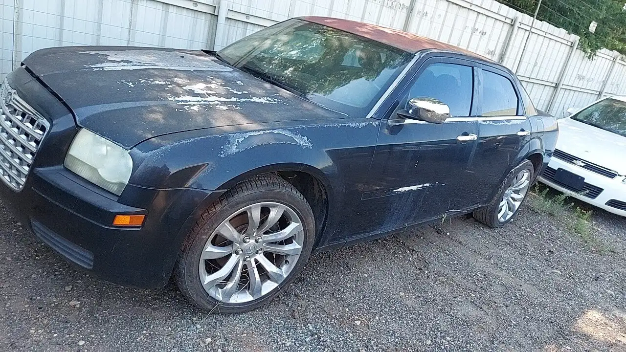 Photo of 2005 Chrysler 300