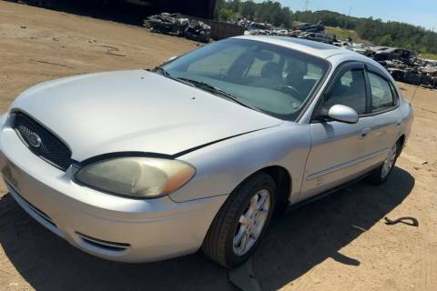 Photo of 2006 Ford Taurus