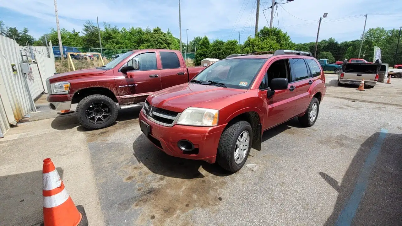 Photo of 2008 Mitsubishi Endeavor