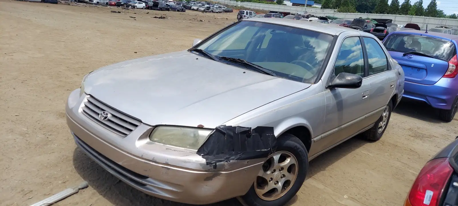 Photo of 1998 Toyota Camry