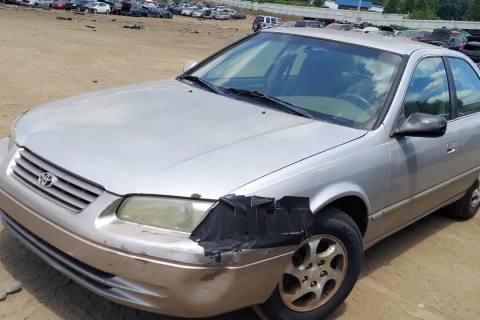 Photo of 1998 Toyota Camry