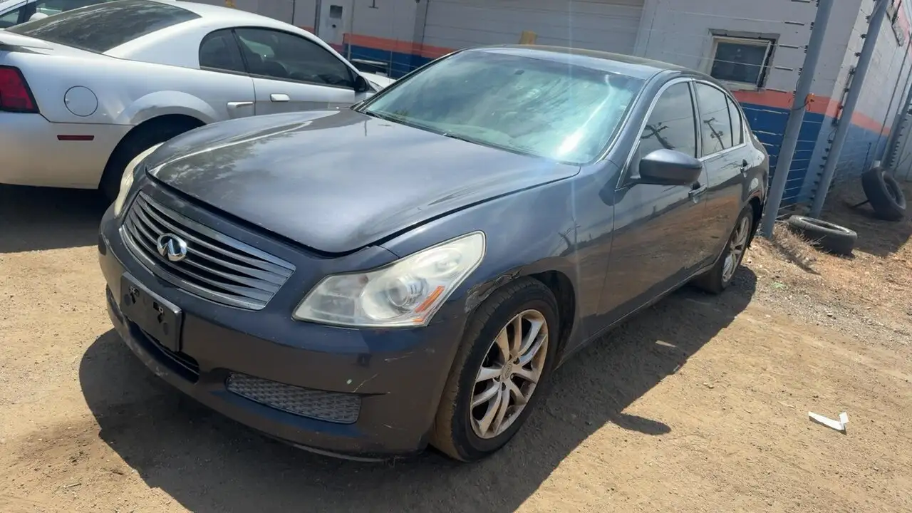 Photo of 2009 Infiniti G37