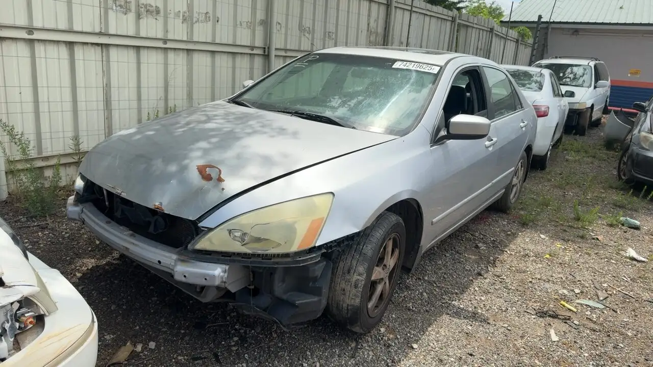 Photo of 2005 Honda Accord