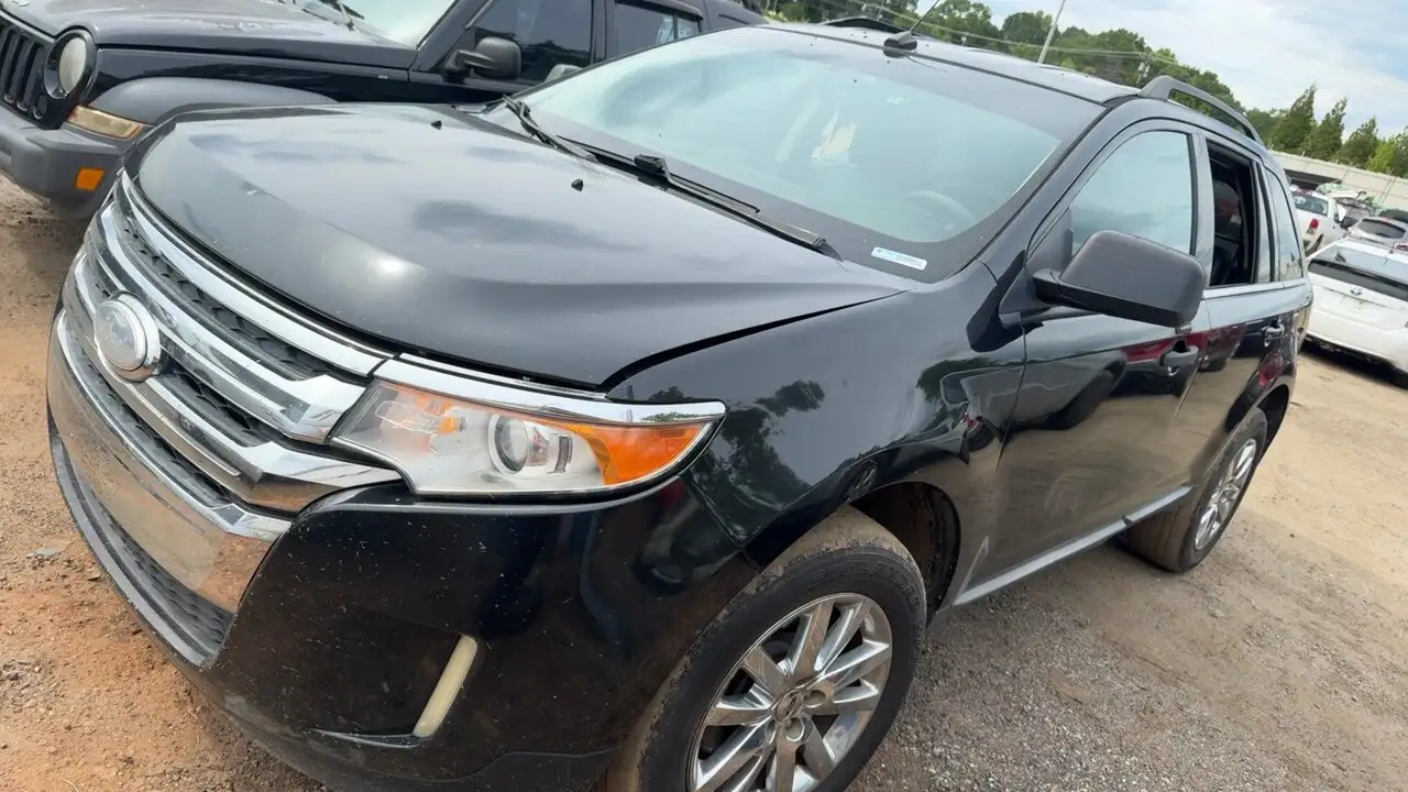 Photo of 2011 Ford Edge