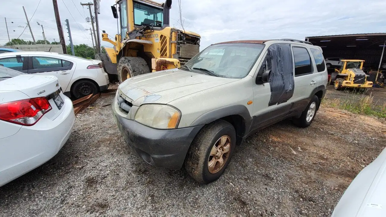 Photo of 2003 Mazda Tribute