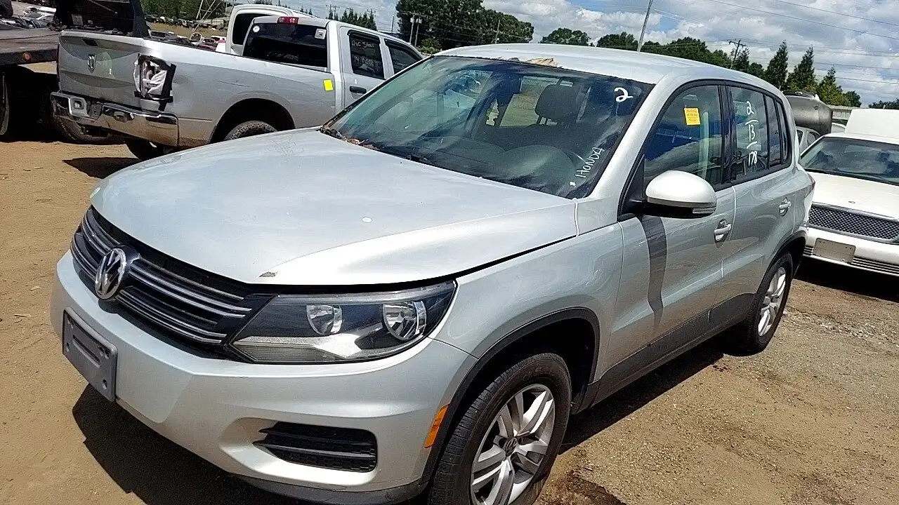 Photo of 2013 Volkswagen Tiguan