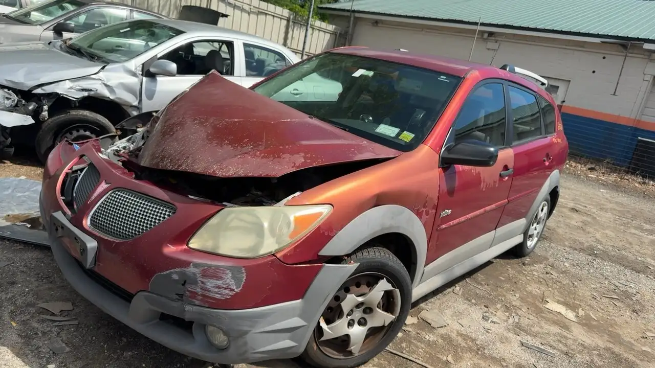 Photo of 2006 Pontiac Vibe