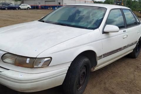 Photo of 1995 Ford Taurus
