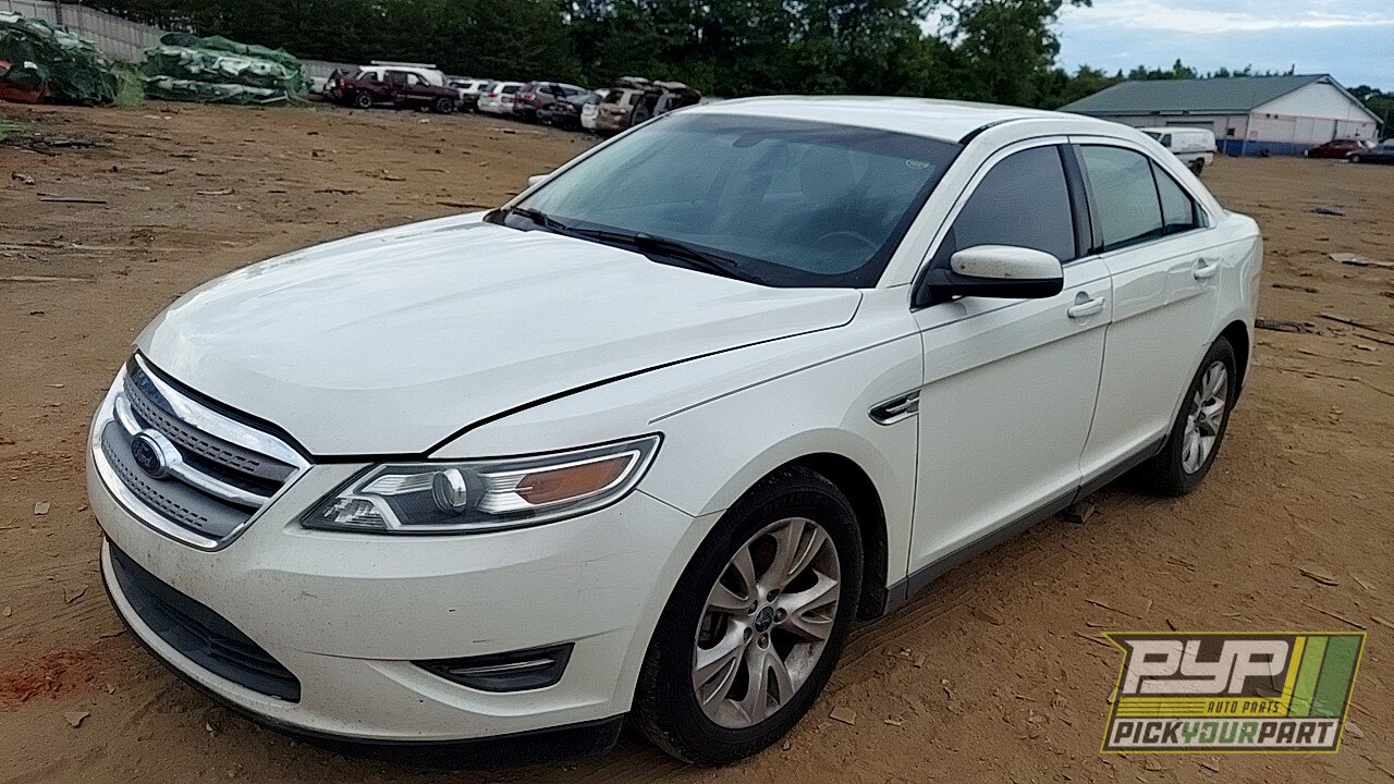 Photo of 2010 Ford Taurus
