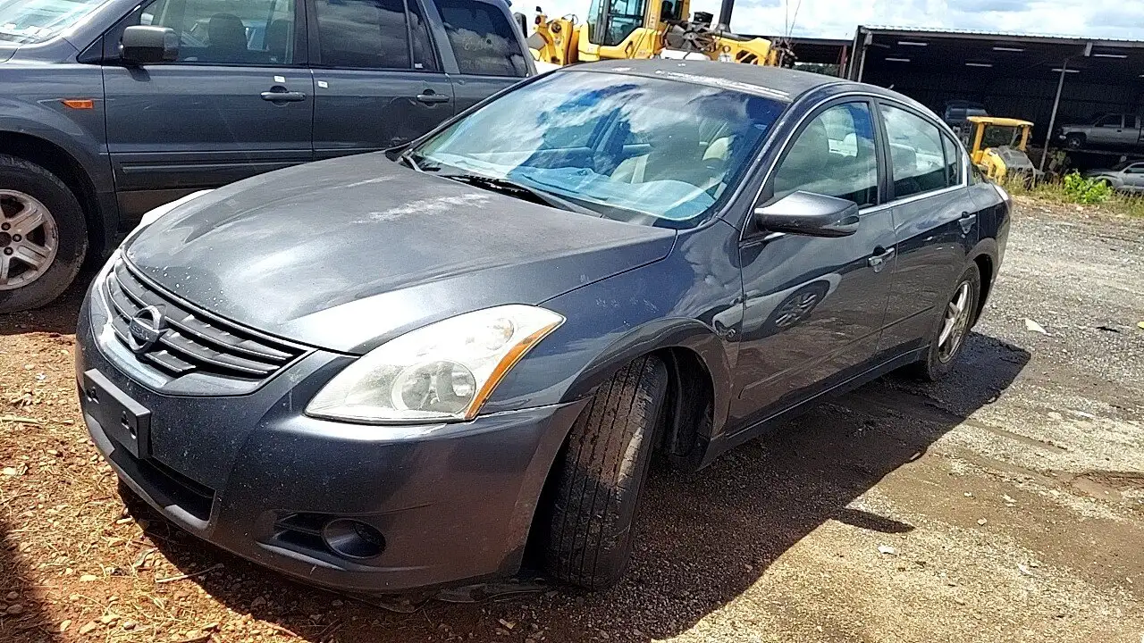 Photo of 2010 Nissan Altima