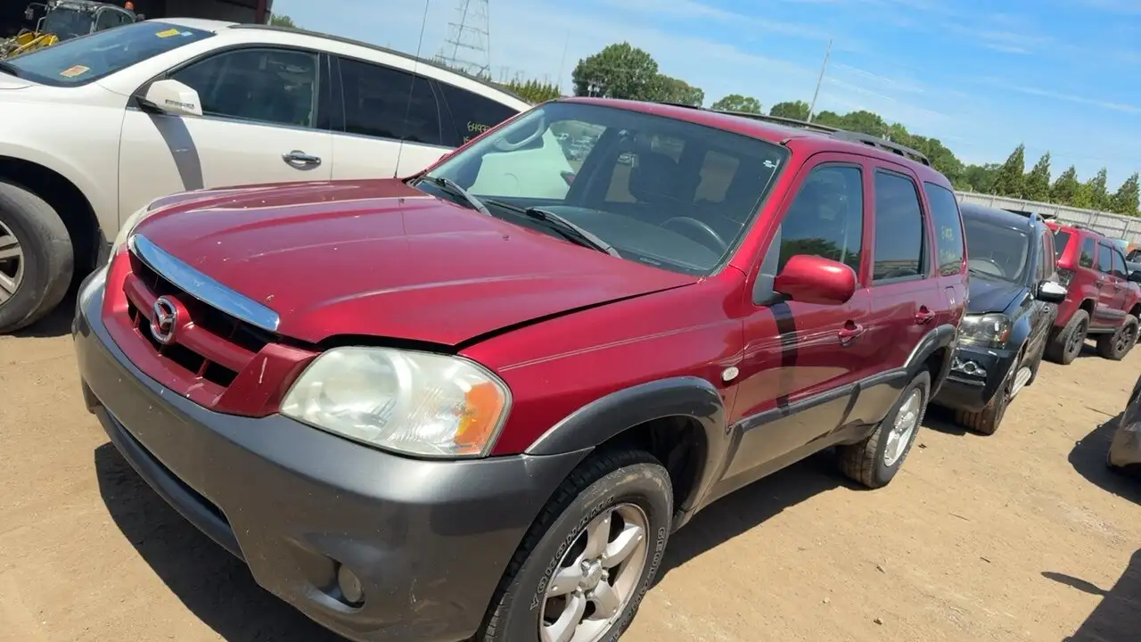 Photo of 2005 Mazda Tribute