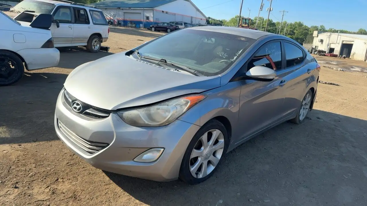 Photo of 2012 Hyundai Elantra