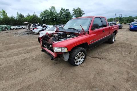 Photo of 2001 Dodge Ram 1500