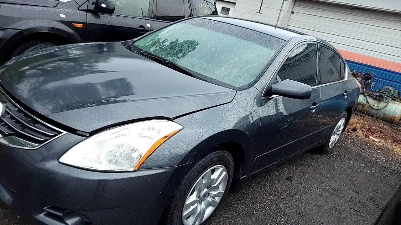Photo of 2011 Nissan Altima