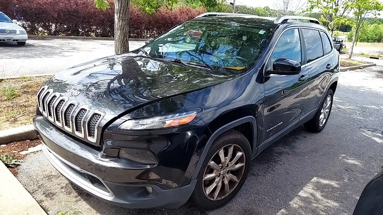 Photo of 2015 Jeep Cherokee