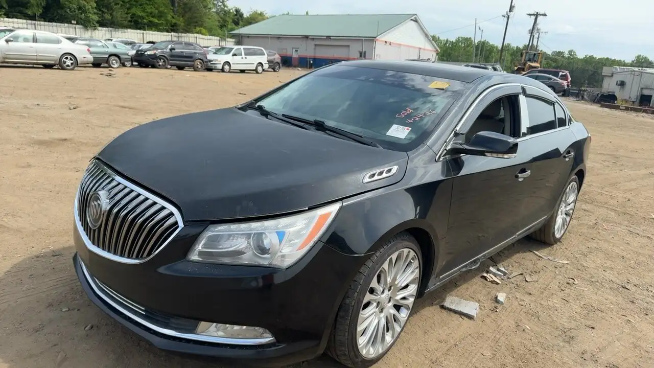 Photo of 2016 Buick Lacrosse