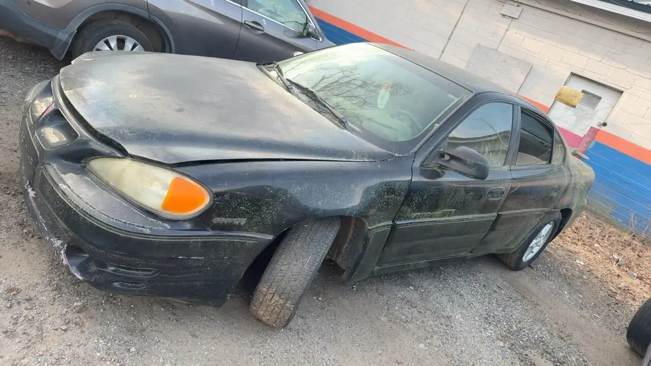 Photo of 2000 Pontiac Grand Am
