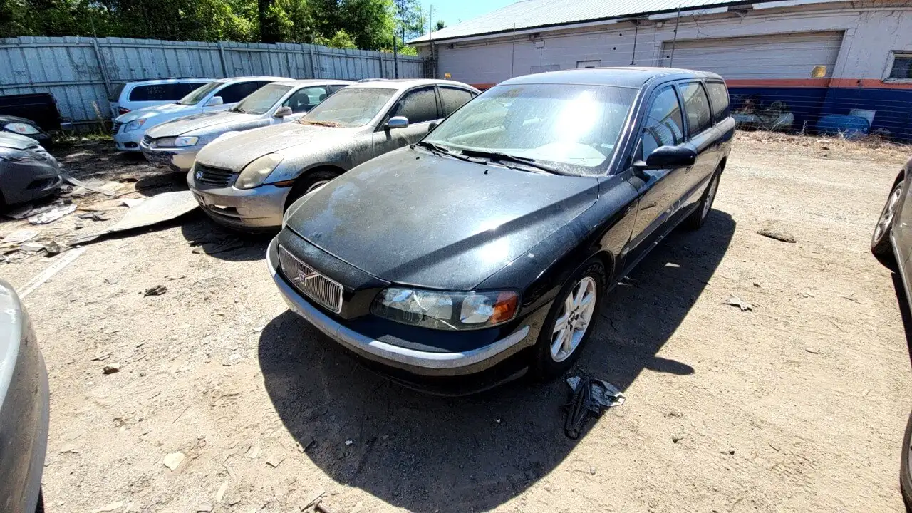 Photo of 2002 Volvo V70
