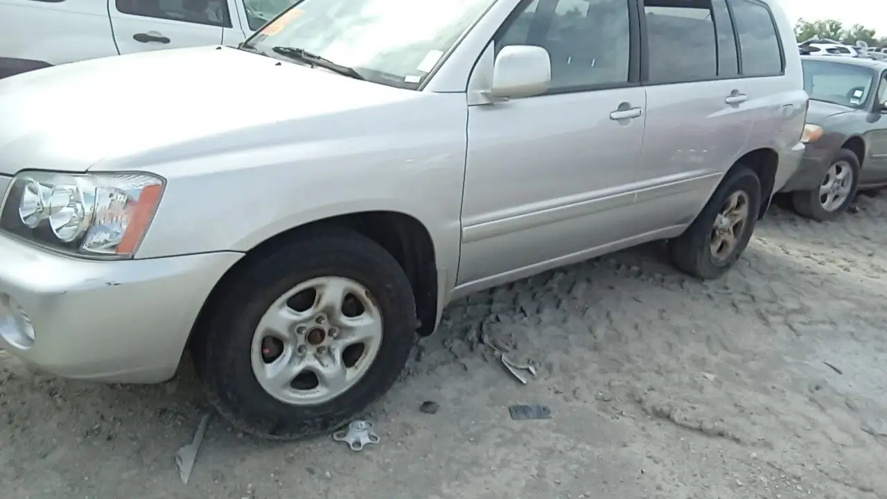 Photo of 2002 Toyota Highlander