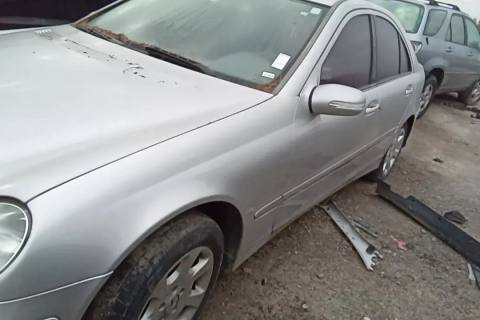 Photo of 2005 Mercedes-Benz C240