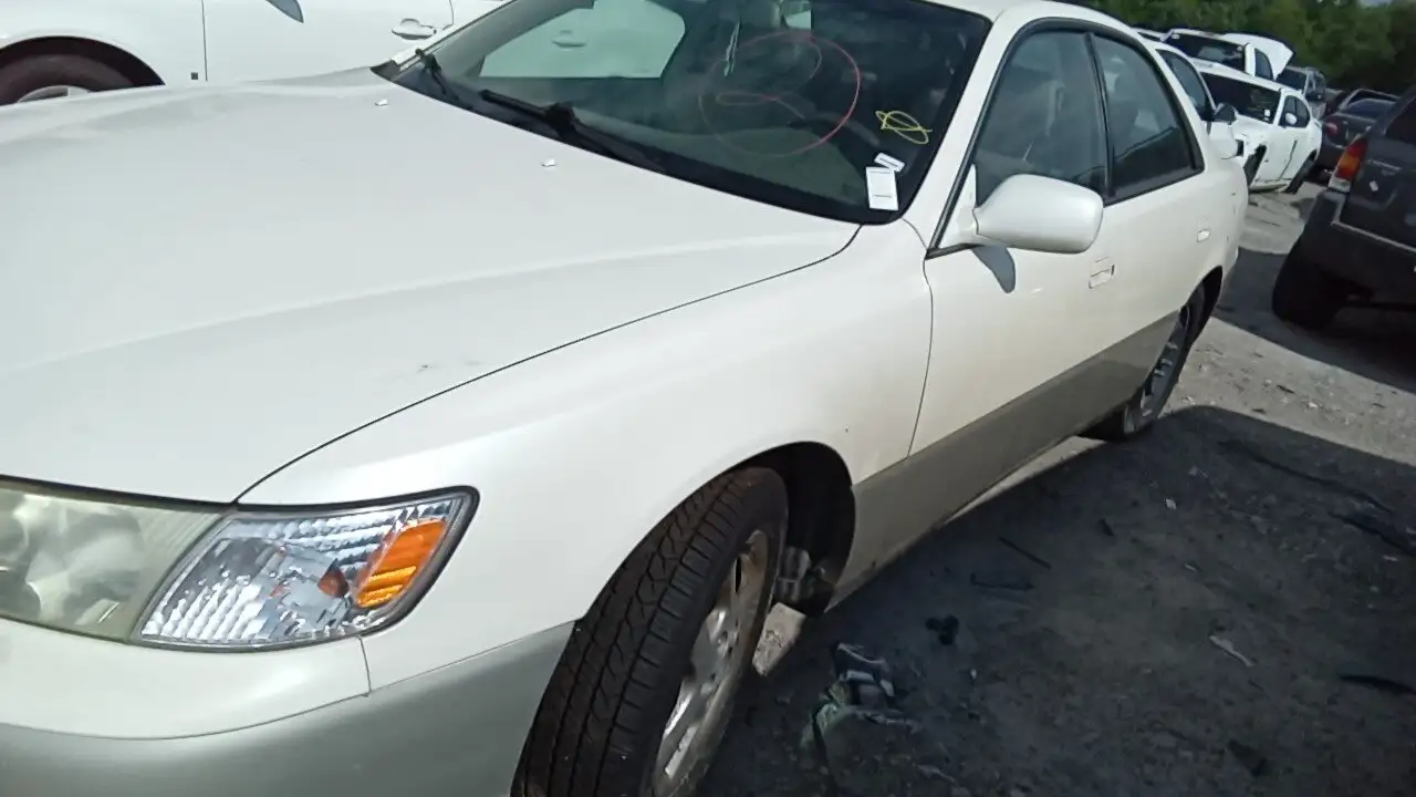 Photo of 2001 Lexus Es300