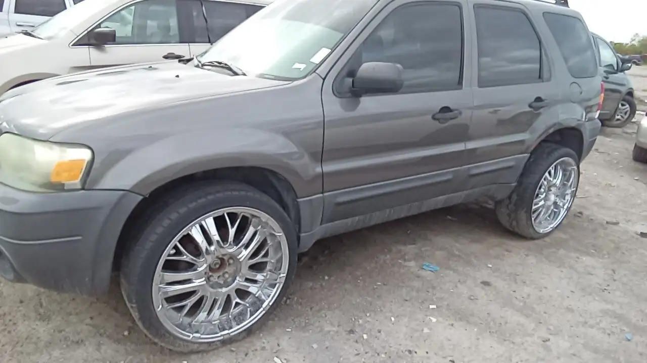 Photo of 2006 Ford Escape