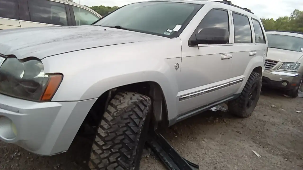 Photo of 2006 Jeep Grand Cherokee