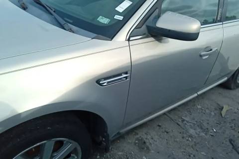 Photo of 2009 Ford Taurus