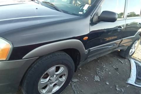 Photo of 2003 Mazda Tribute