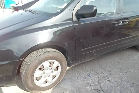 Photo of 2006 Kia Sedona
