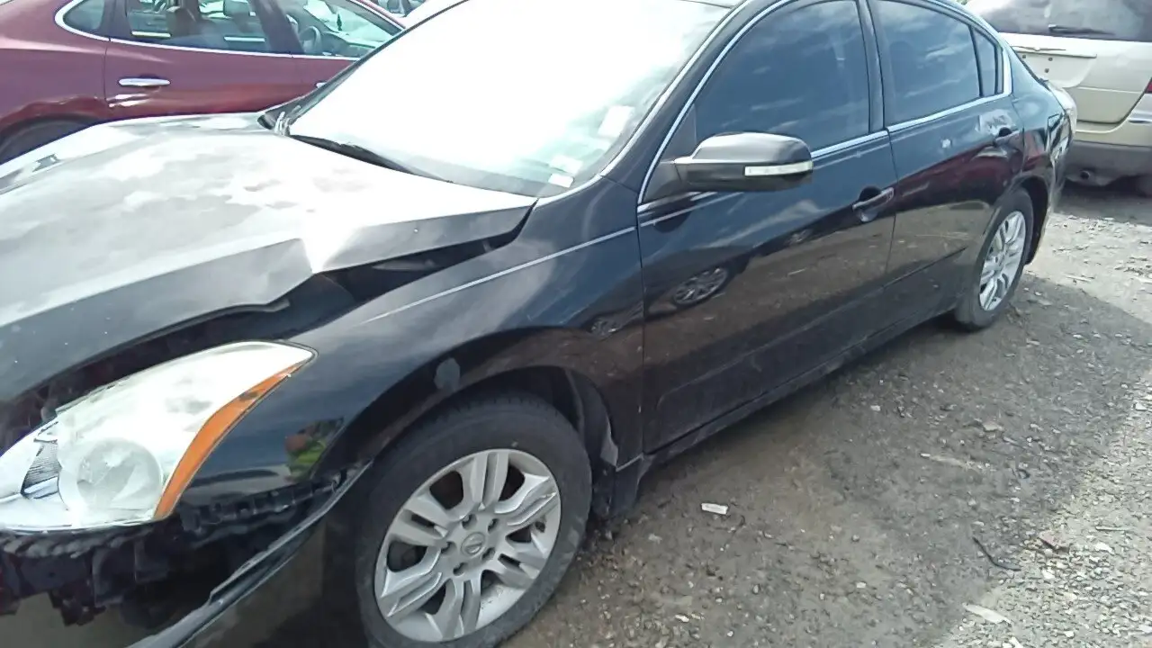 Photo of 2010 Nissan Altima