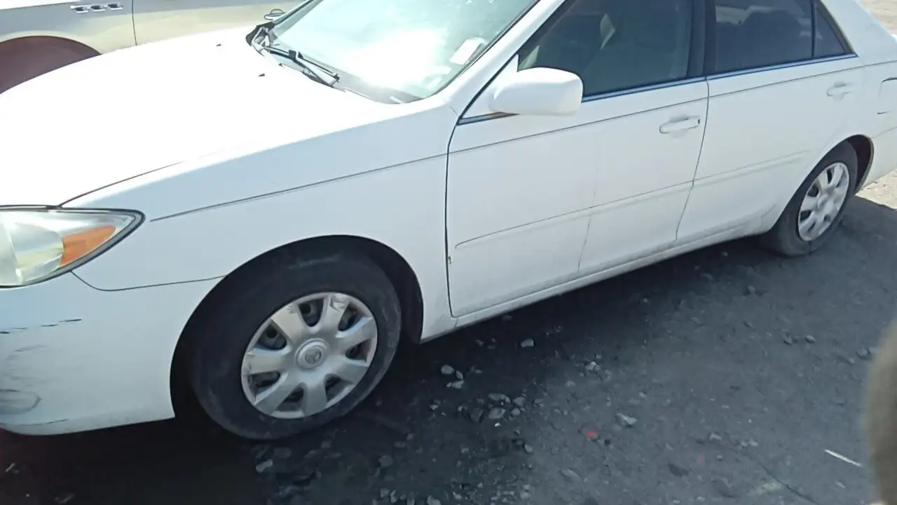 Photo of 2004 Toyota Camry