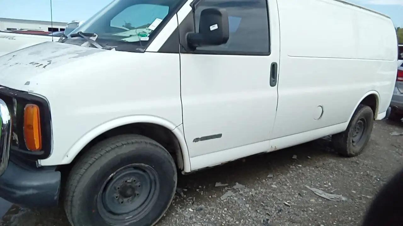Photo of 2001 Chevrolet Express 2500