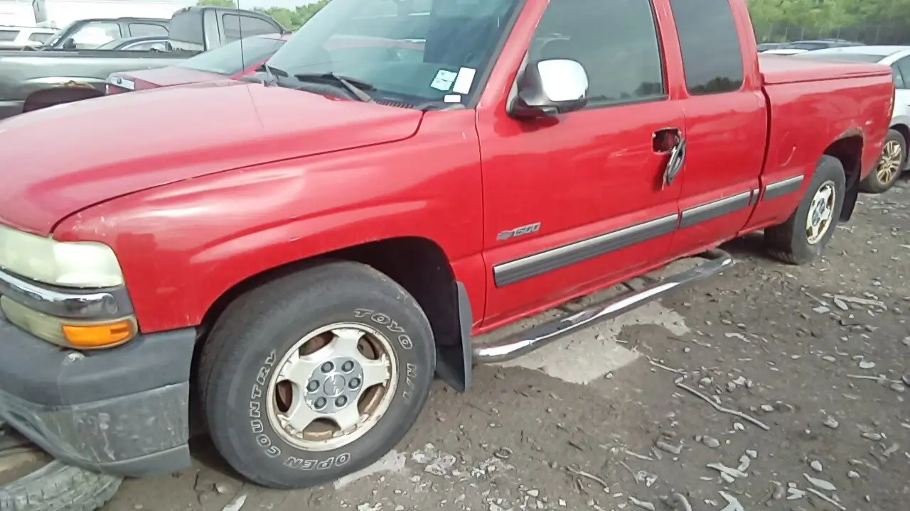 Photo of 2002 Chevrolet Silverado 1500